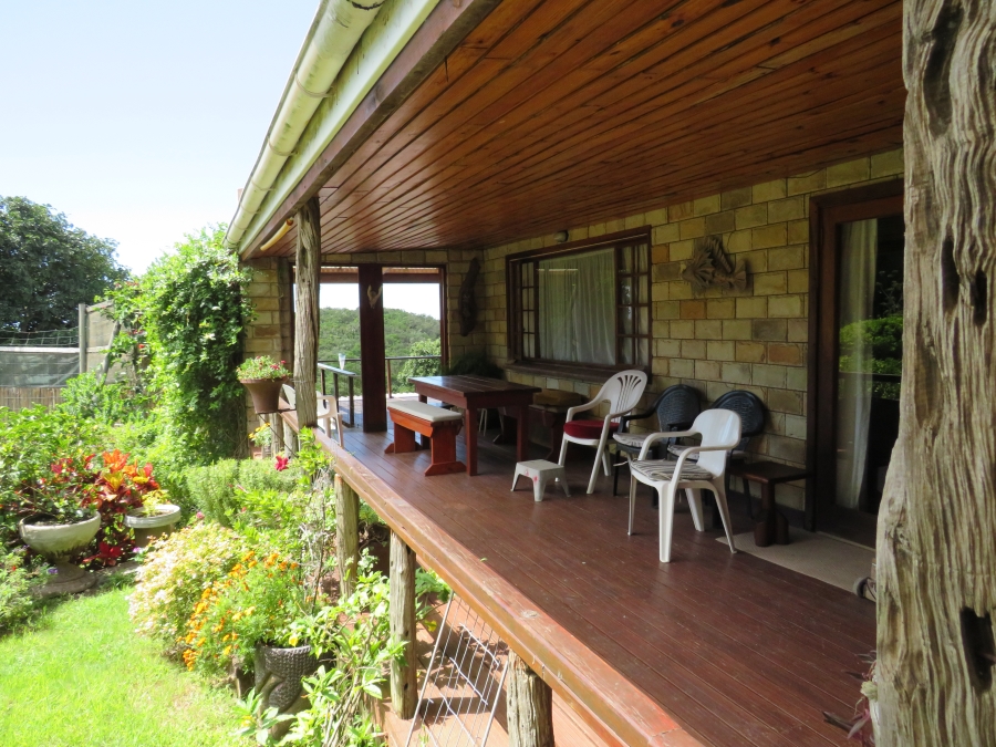 3 Bedroom Property for Sale in Begha Eastern Cape